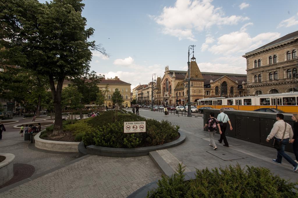 Riverside City Budapeste Exterior foto